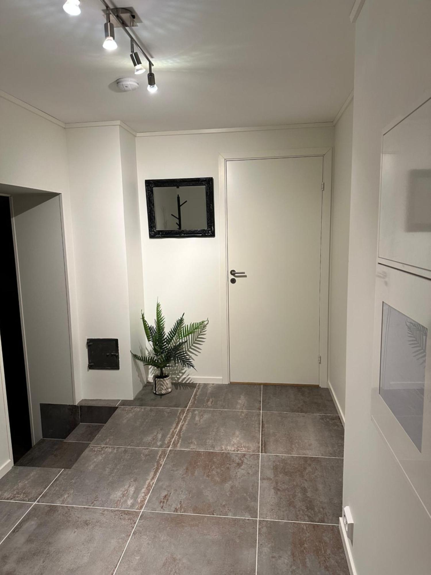 Your Home Away From Home, Apartment 2 ทรอมโซ ภายนอก รูปภาพ