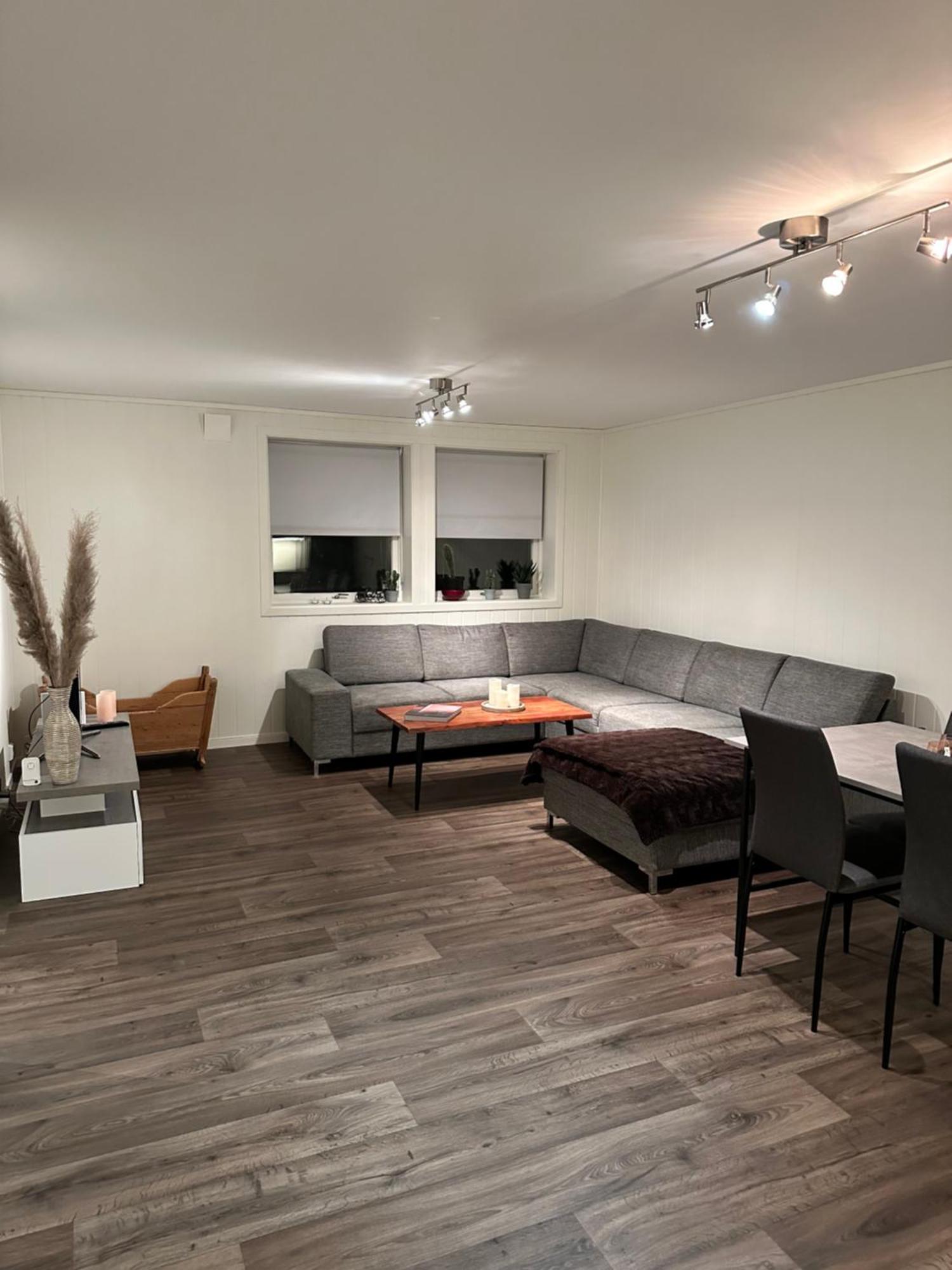 Your Home Away From Home, Apartment 2 ทรอมโซ ภายนอก รูปภาพ